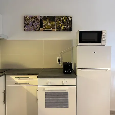 Balthachille - T2 Plages Et - Clim - Parking - Wifi Tres Debit Apartamento